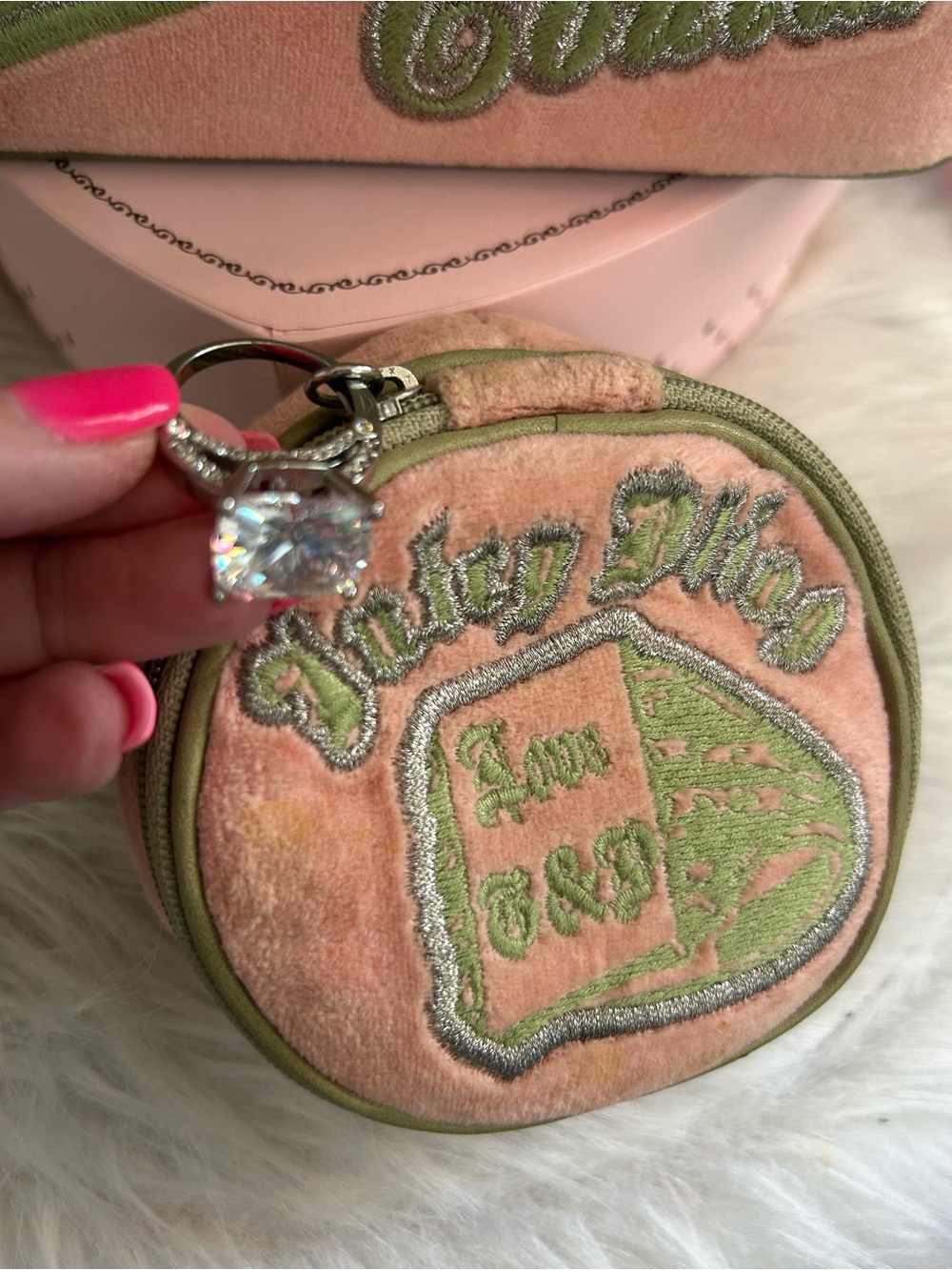Vintage Juicy Couture Pink Velour Green Logo Train Case Matching Jewelry Case - Picture 9 of 13